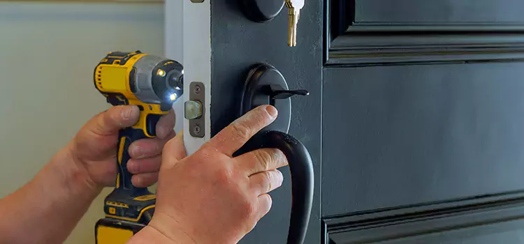 Locksmith Emergency Service Amherst Center